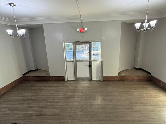 3rd image of 356-355 Stuyvesant Ave #2B