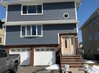 79 Hunter St, Lodi, NJ 07644