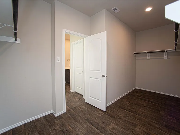 14086 Sharktooth Hill Ln — Photo 12