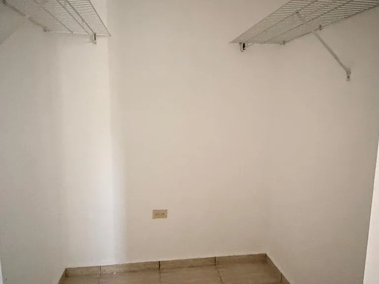 1 Calle Gran Bretana Urb Quintas Del Ky — Photo 4