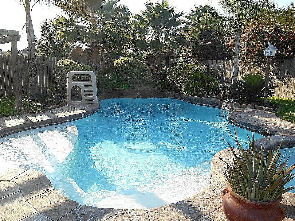 1st image of 24842 Cobble Canyon Ln