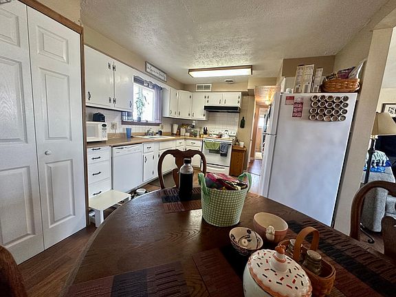 5th image of 3001 14th St