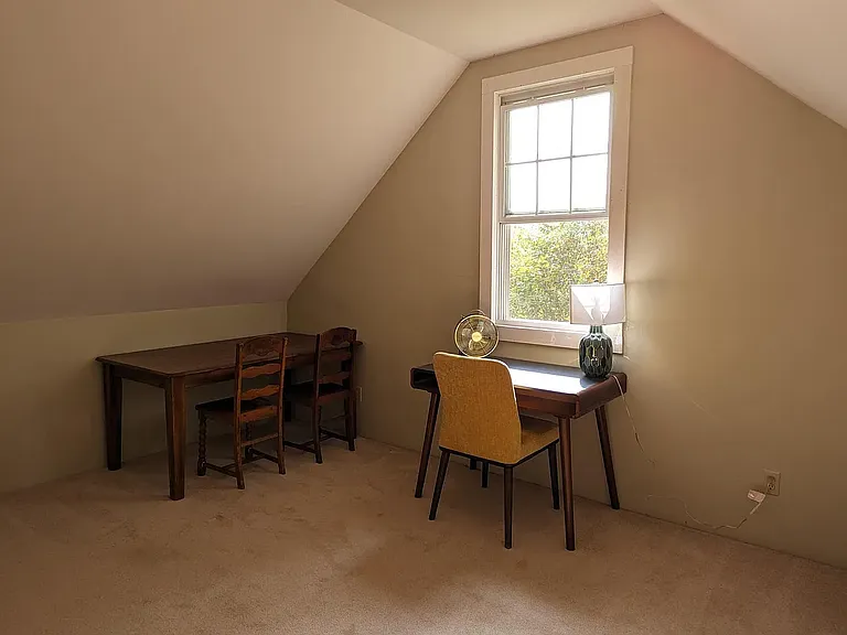 425 Nebraska Valley Rd — Photo 29