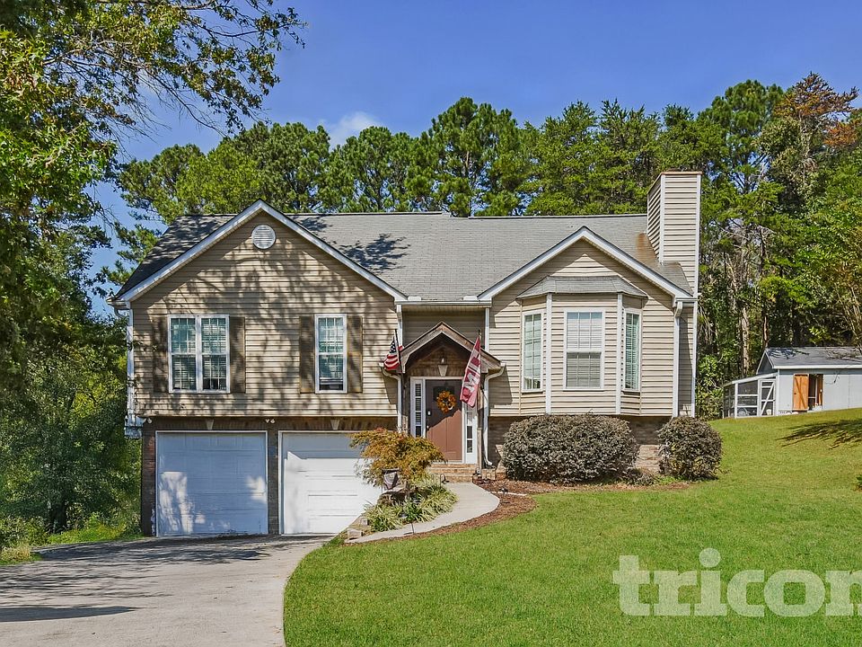 1st image of 125 Palm Lake Dr