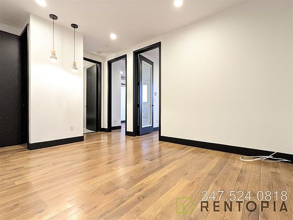 5th image of 834 Lexington Ave #204