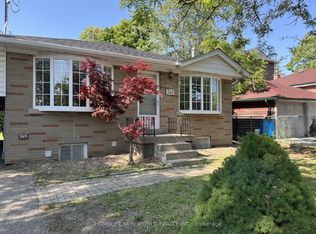 345 Centre St E #BASEMENT, Richmond Hill, ON L4C 1B3