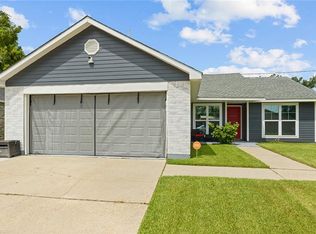 1609 S Sugar Ridge Dr, La Place, LA 70068