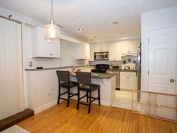 4th image of 1 Atkinson Dr APT 1