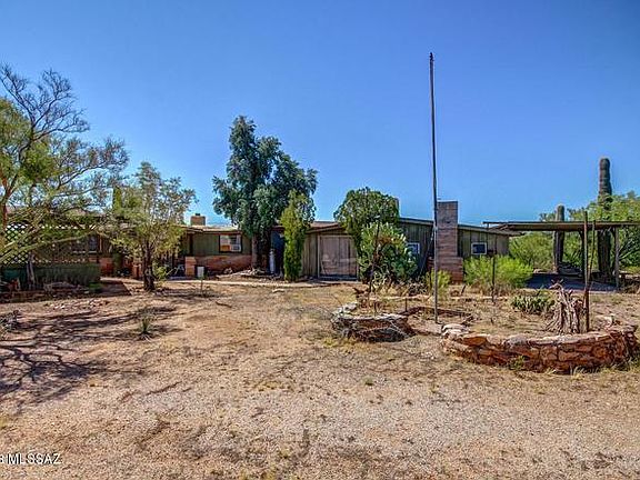 3rd image of 44263 E Cadillac Wash Road