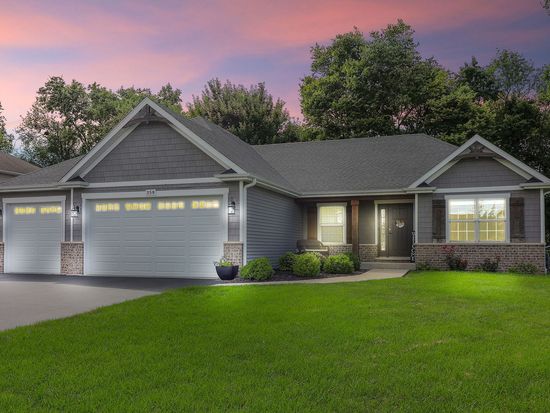 358 Westwind Dr, Yorkville, IL 60560