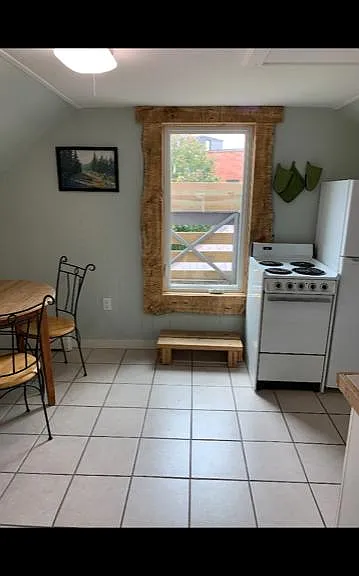 24 Center St #301 — Photo 9