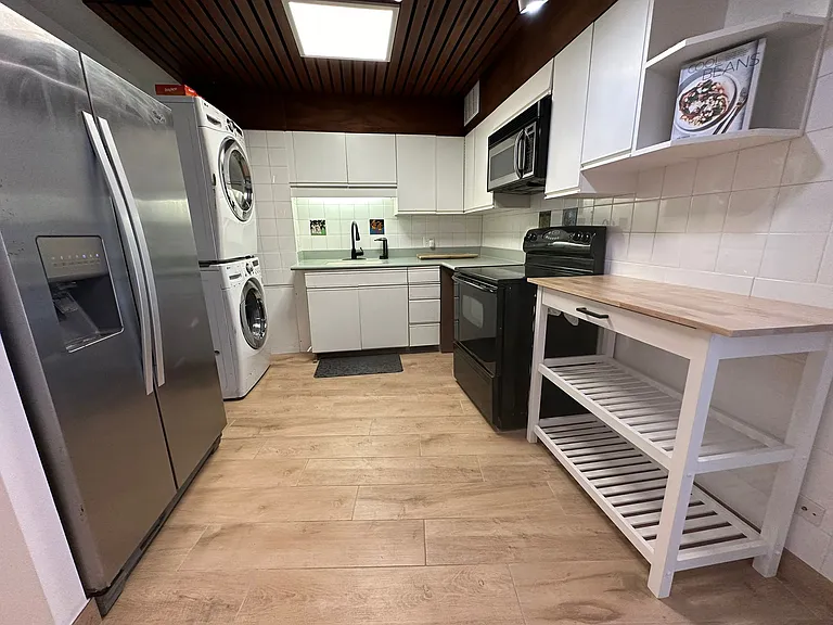 1804 Ala Moana Blvd #3B — Photo 5