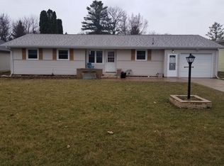 218 W Chestnut, Hubbard, IA 50122