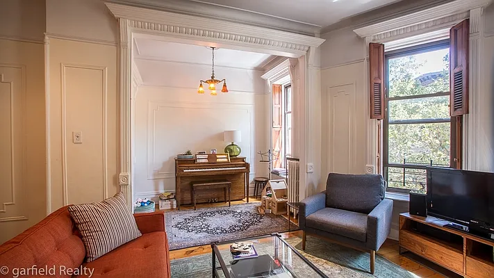 Rented by Garfield Realty  | media 28