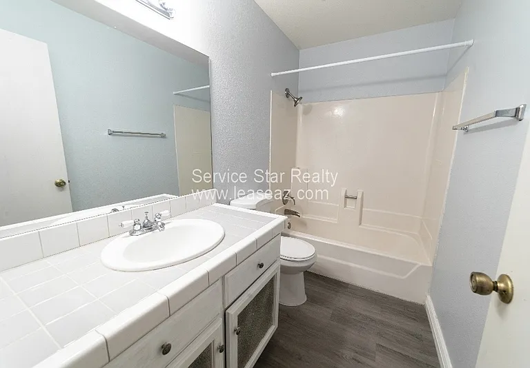 222 W Brown Rd #33 — Photo 4