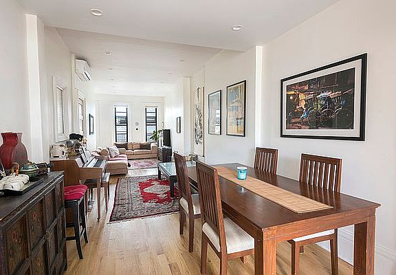 3rd image of 605 7th St #2