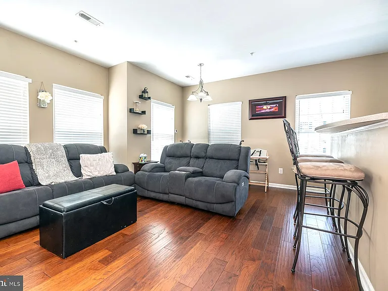 3 Fox Ct — Photo 6