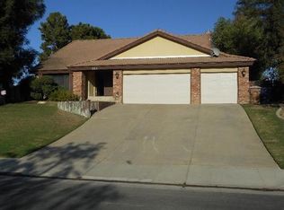 5712 Medio Luna Ave, Bakersfield, CA 93306