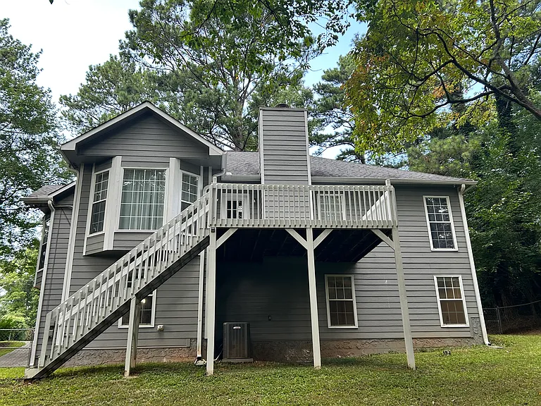 4418 Highland Cir — Photo 2