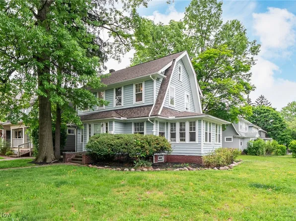 1509 Maple Rd, Cleveland Heights, OH 44121