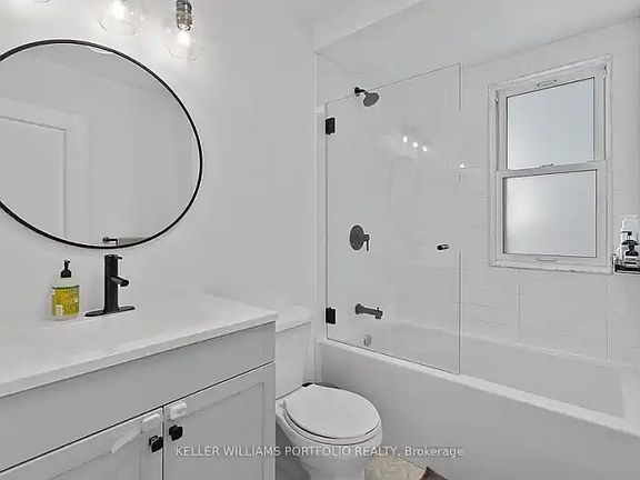 5th image of 28 Tiverton Ave #1A