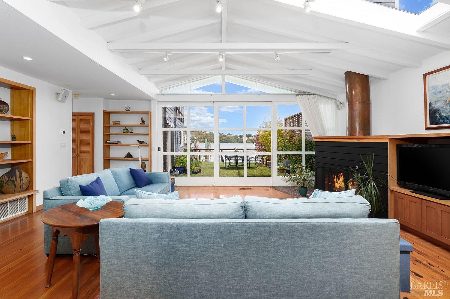 10 Commodore Marina, Sausalito, CA 94965 MLS 323028972 Zillow