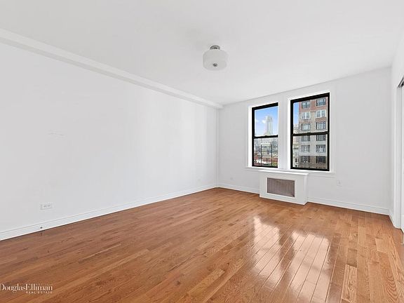 3rd image of 115 W 73rd St APT 9D