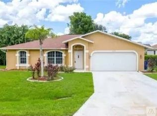 2502 Elva Pl, Lehigh Acres, FL 33971