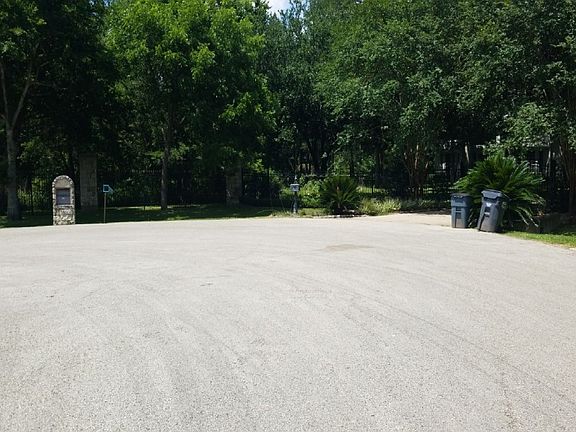 5th image of 3007 River Forest Dr