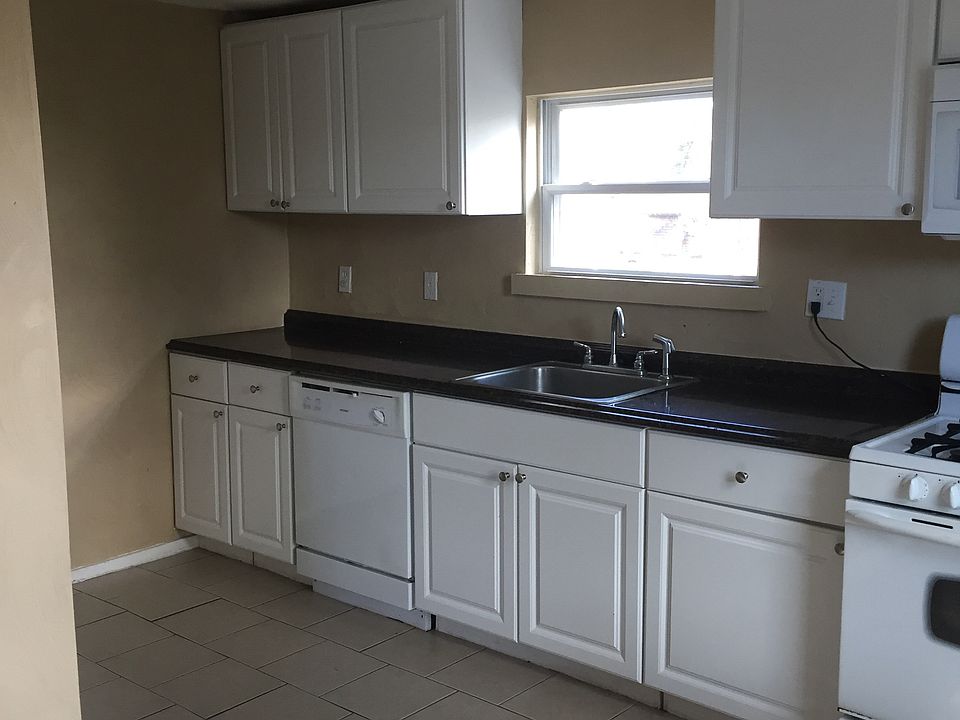 1st image of 9428 Chesapeake St #2