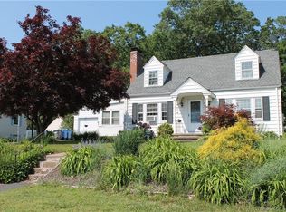 150 N Elm St, Manchester, CT 06042