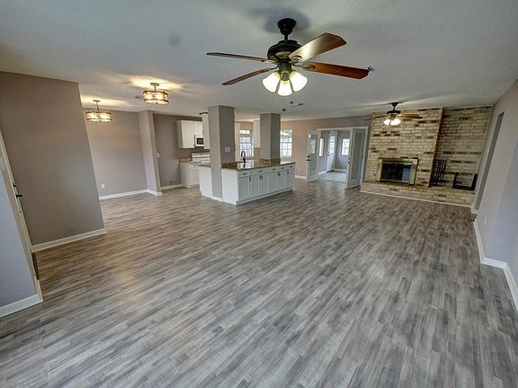 5th image of 6050 Kingston Ct