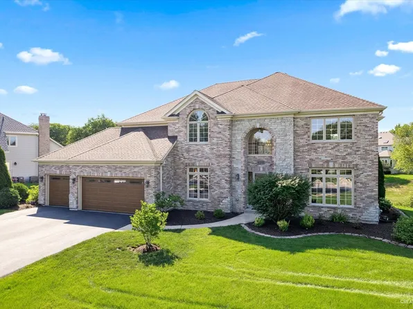 4211 Clearwater Ln, Naperville, IL 60564