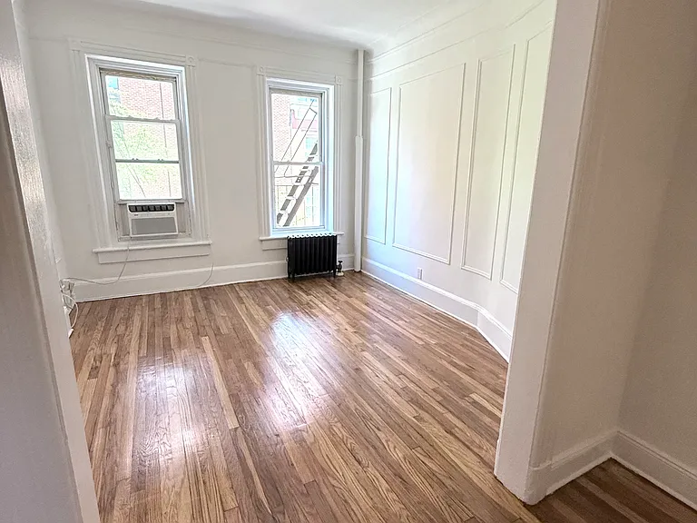 88 W 3rd St #2B — Photo 2