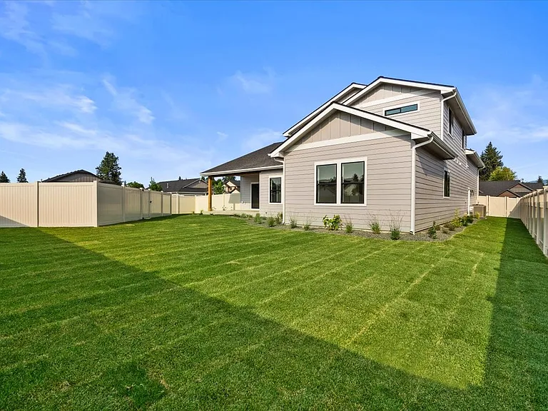 9262 N Secretariat Ln — Photo 22