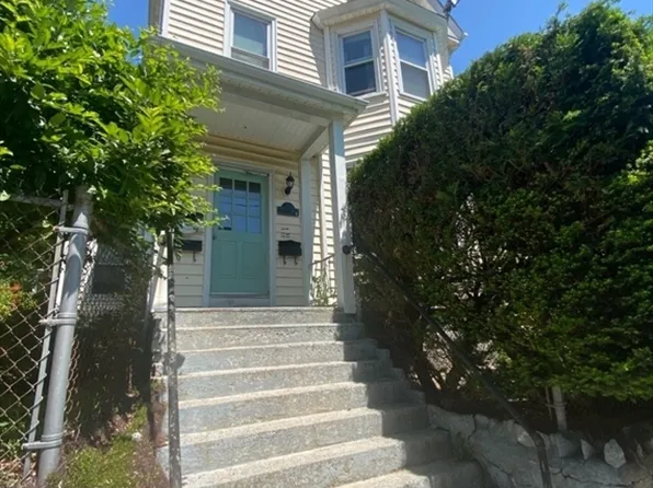 29 Conway St, Roslindale, MA 02131