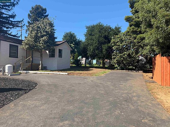 2nd image of 451 Maple Ave