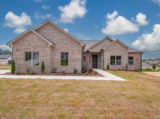 5018 Springwood Cir, Bryant, AR 72022