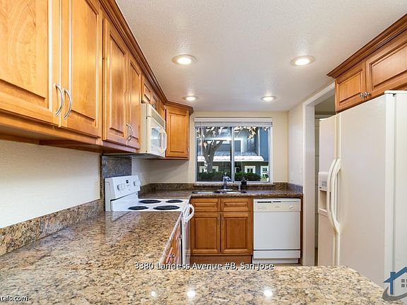 5th image of 3380 Landess Ave #B