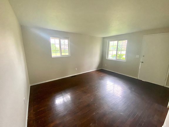 2nd image of 6200 Sunderland Dr #6200