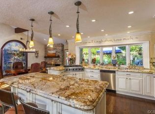 19552 Summer Breeze Ln, Huntington Beach, CA 92648