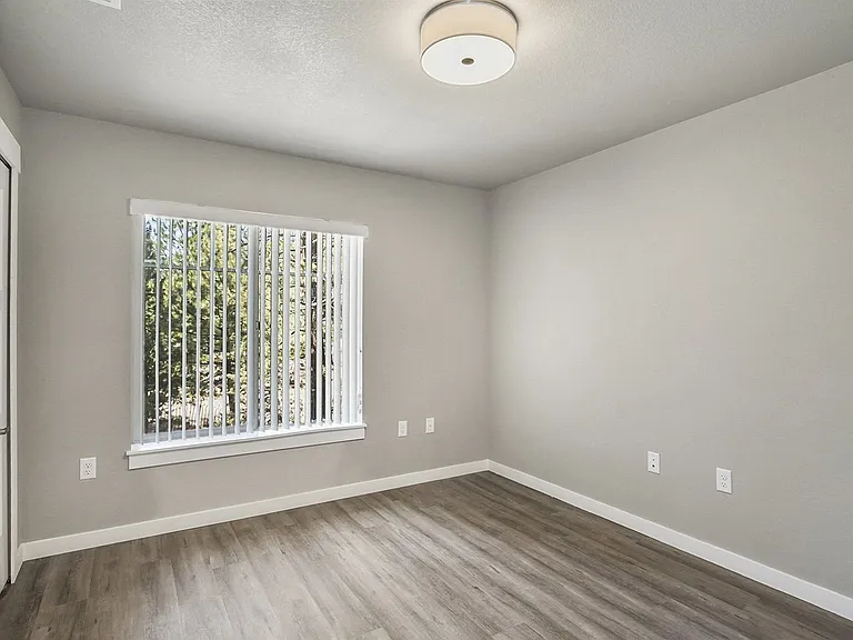 Stillwater Crossing Apartments — Photo 70