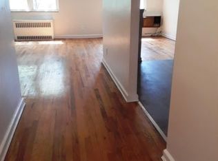 8521 60th Dr, Middle Village, NY 11379