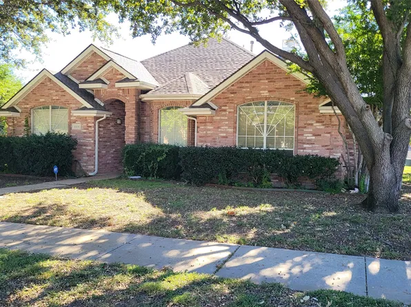 1000 Dartmouth Dr, Lewisville, TX 75067