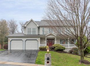 104 Koch Ln, Harrisburg, PA 17112