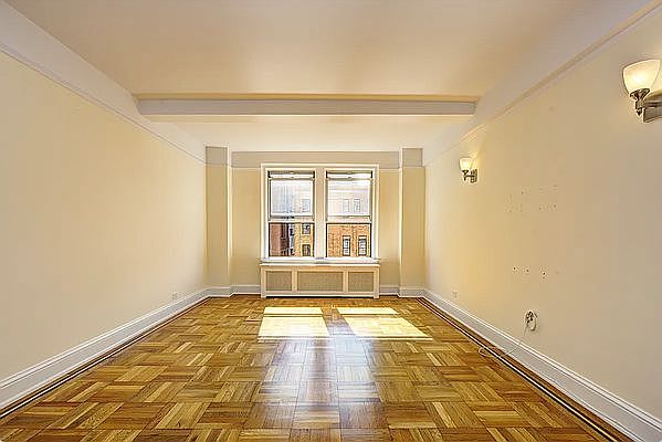 1st image of 520 Amsterdam Ave #8D
