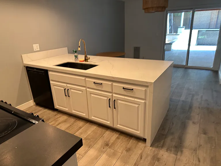 7668 Baypoint Dr #101 — Photo 2