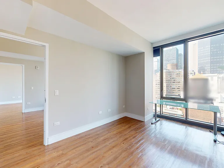 237 E 34th St #1504 — Photo 7