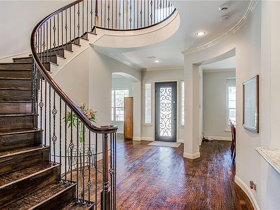 3rd image of 5501 Bay Meadows Dr