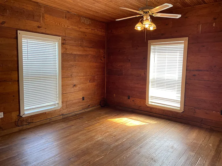 275 Market St #201 — Photo 6